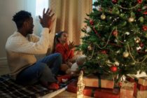 TFTBO-ChristmasTreeAndFamily